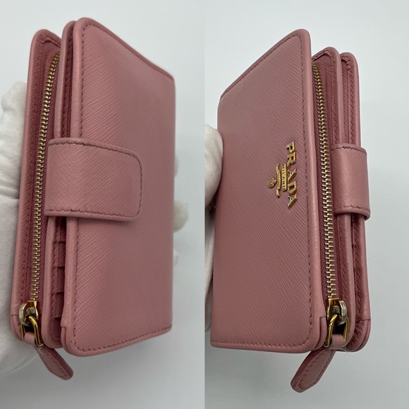 ❌SOLD❌Authentic Prada pink Saffiano leather compact wallet - Picture 8 of 16